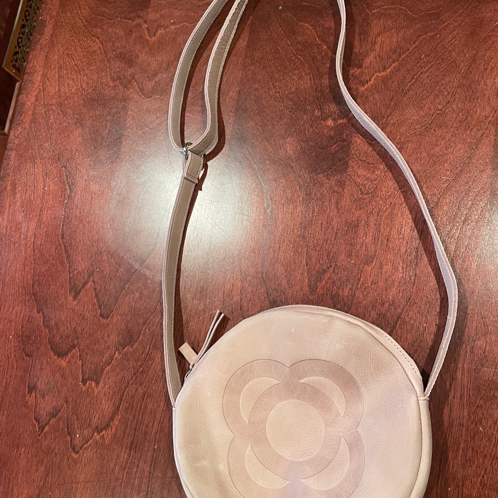 Light pink Real leather cross body purse from Barcelona